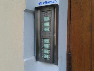 Pohjoisranta 14 Helsinki Bticino Sfera Robur ovipuhelintaulu